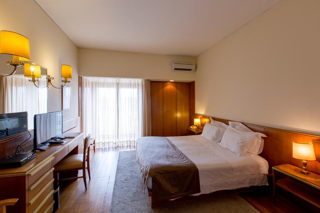 Hotel Parador Santa Catarina Miranda do Douro Exteriör bild
