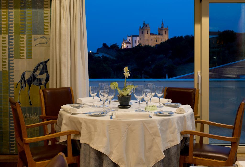 Hotel Parador Santa Catarina Miranda do Douro Exteriör bild